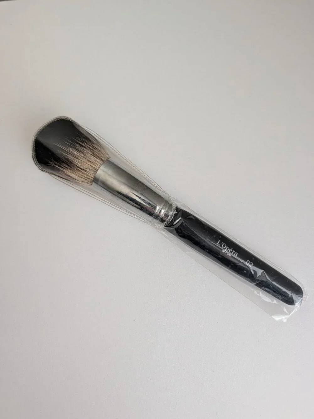 L'Opera de Paris Cosmetic Brush #02 Luxury Makeup Brush New